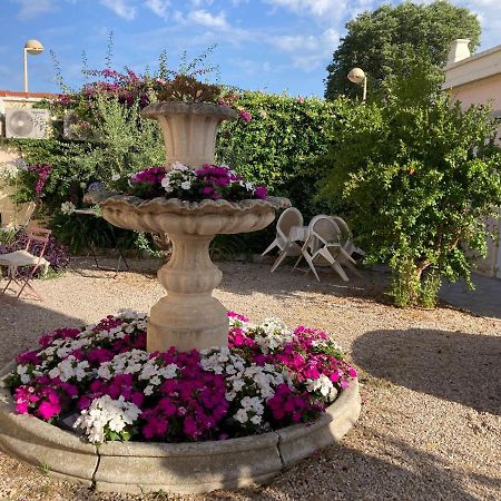 Le Vauban Hotel Villefranche-sur-Mer Bagian luar foto